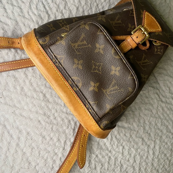 LOUIS VUITTON MINI MONTSOURIS BACKPACK HAND BAG - Picture 2 of 9